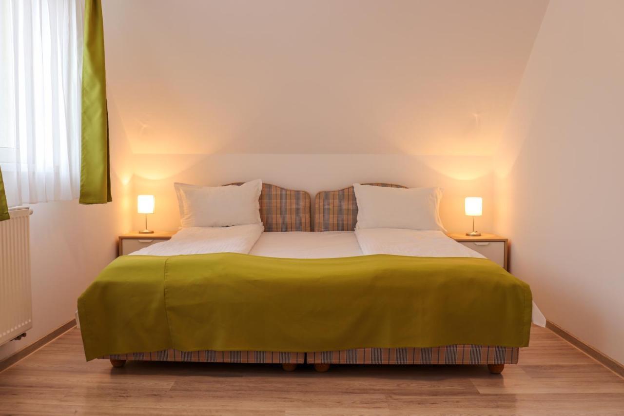 Apartamente Bucegi Rîşnov Exteriör bild