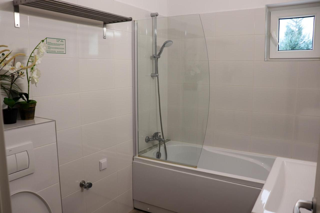 Apartamente Bucegi Rîşnov Exteriör bild